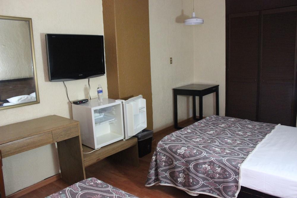 Hotel Del Parque Guadalajara Eksteriør bilde