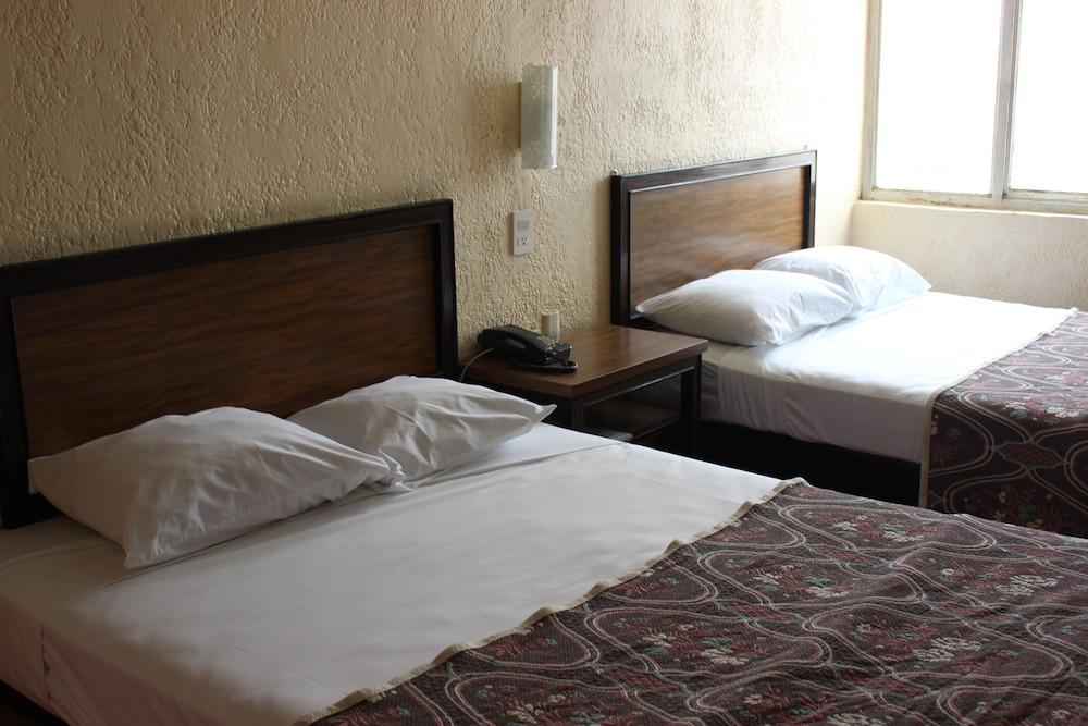 Hotel Del Parque Guadalajara Eksteriør bilde