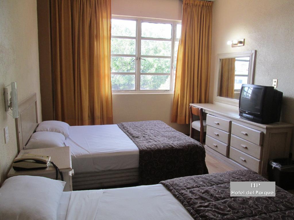 Hotel Del Parque Guadalajara Eksteriør bilde
