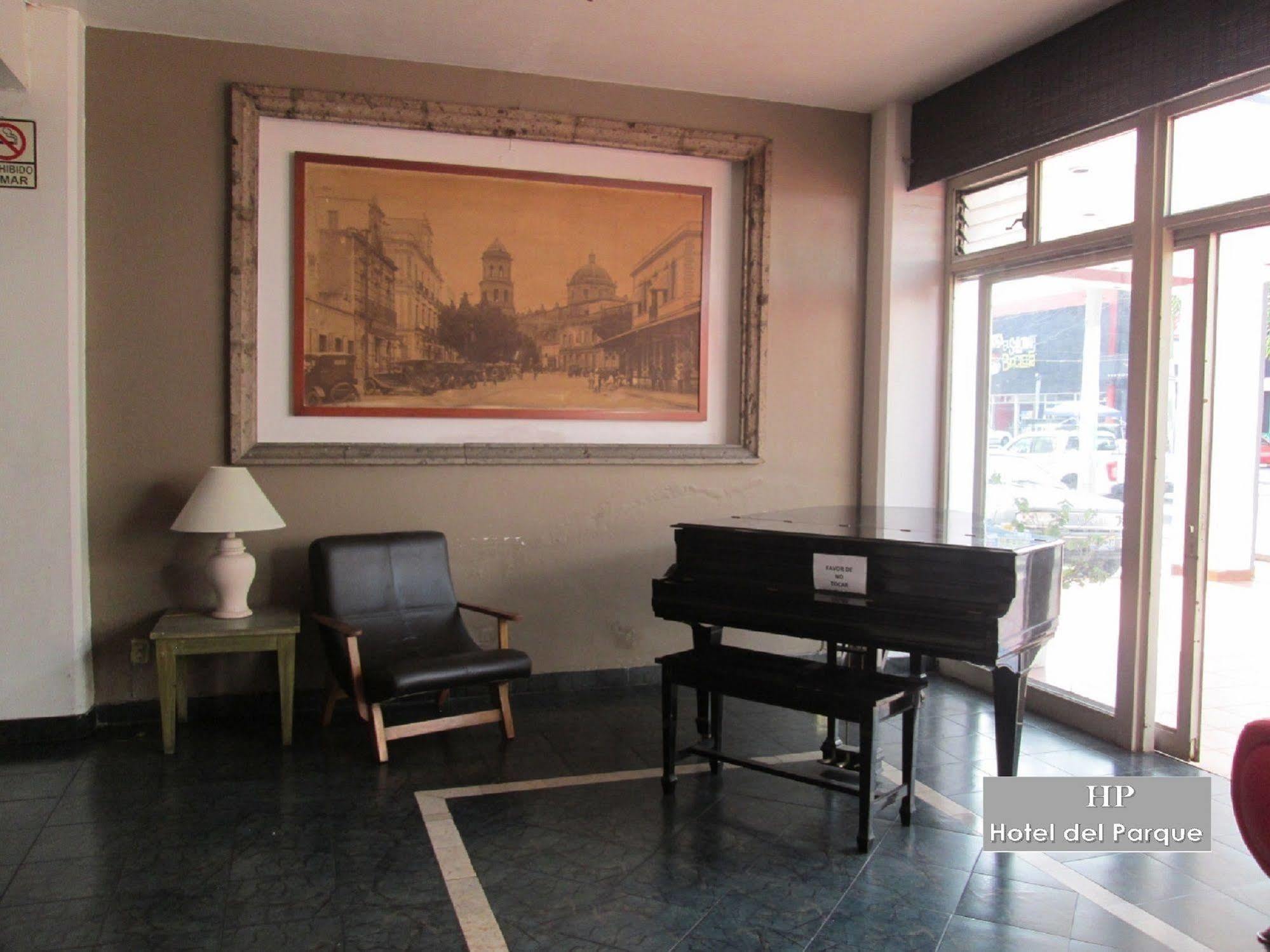 Hotel Del Parque Guadalajara Eksteriør bilde