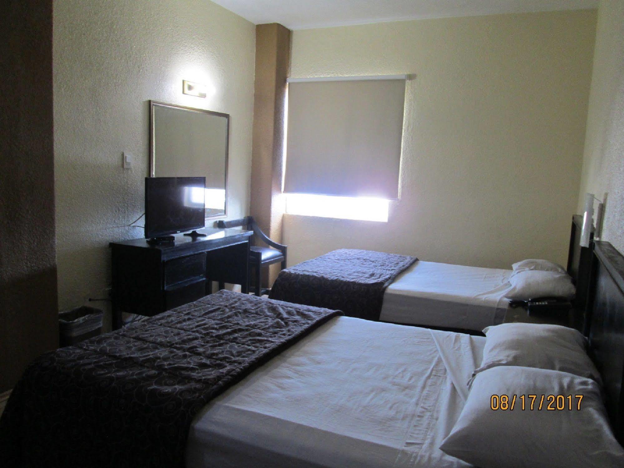 Hotel Del Parque Guadalajara Eksteriør bilde