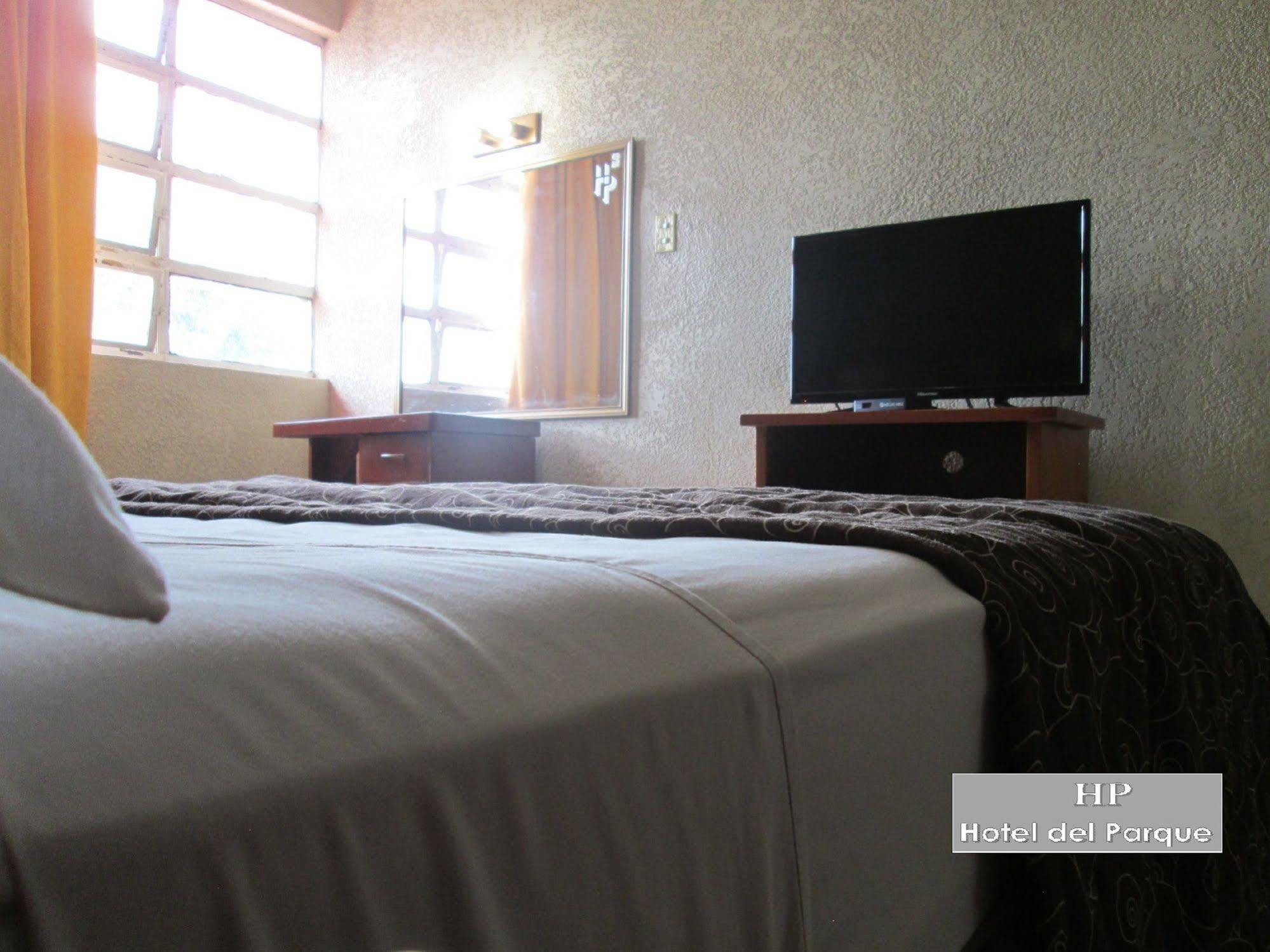 Hotel Del Parque Guadalajara Eksteriør bilde