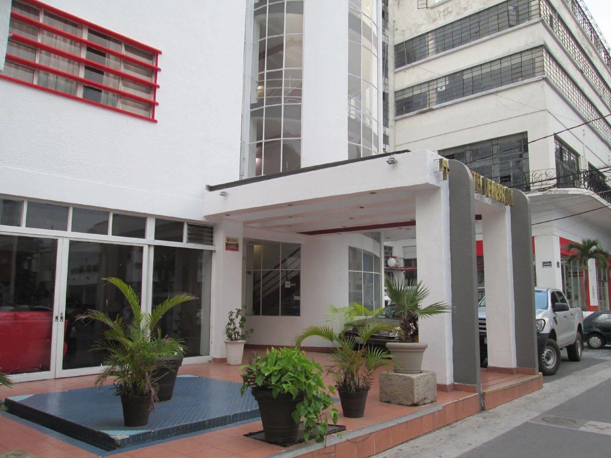 Hotel Del Parque Guadalajara Eksteriør bilde